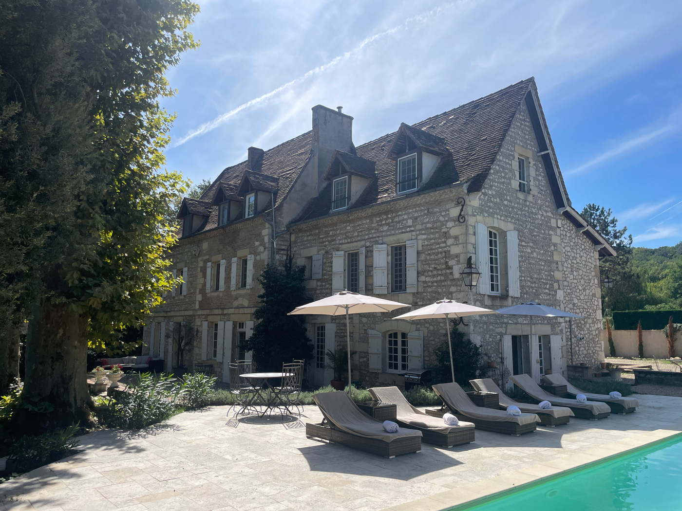 Le Manoir du Bois Mignon — luxury 18th-century stone mansion and grounds in Dordogne